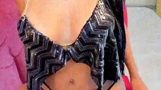 i greluda rubbing my pussy and following on insta rosered vip with some errors