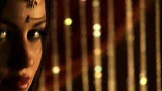 the brunette indian babe dances solo in bollywood style
