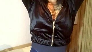 Provocando Meus Seguidores com Movimentos Sensuais e Charme Irresistível