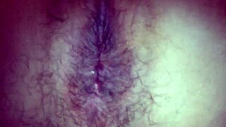 Wow, watch this chico jerking off hard!