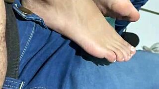 My friend's feet perform an amazing footjob sensation
