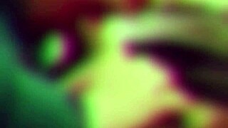 Outdoor public blowjob leads to a massive cumshot! 🌳💦