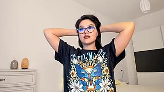 talking with my latina fans on webcam