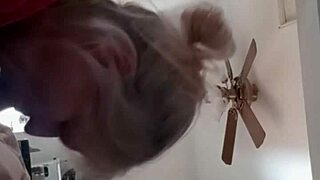 Cyndi sucking that big cock 😏