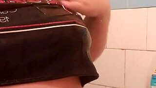 strange fetish for wet arm in the bath - part 1