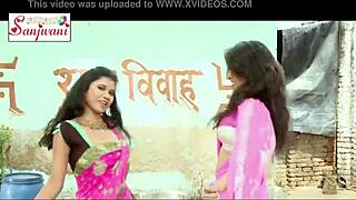 Bhojpuri hot song features a daring nipple show in public