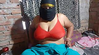 Too sexy stepmoms and mother in laws in steamy scenes