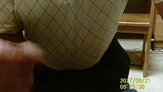 Gay sucking and blowjob action leaves him sucked dry completely