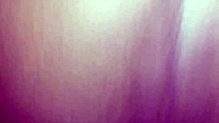 what's happening in this pussy video