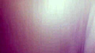 what's happening in this pussy video