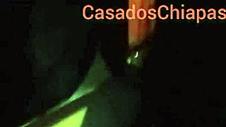 chava amateur cogiendo frente al espejo con vestido negro