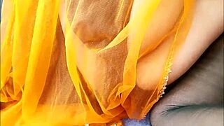 orgasms by her indian girl