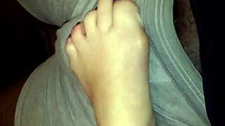 mandy, give me that footjob now