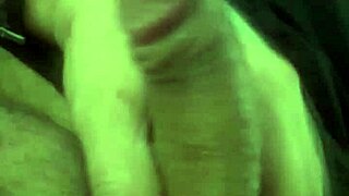 pau duro grande melado no banheiro pra vc chupar, bichinha, in wild action