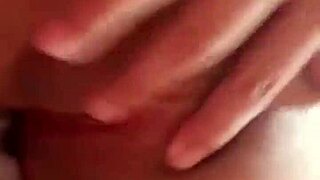 come see me getting intimate and sexy in my room every day like this