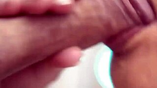 Semen Splashing in Teen’s Mouth During Amateur Blowjob Close-Up Scene