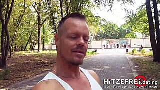 random dude bodo meets milf jana schwarz in park for hitzefrei dating