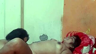 Dandole un rico sexo oral a mi sobrina hasta que se venga