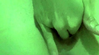 Milf Amateur Masturbates to Pussy Orgasm