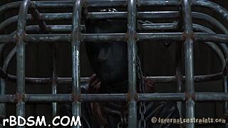 bizarre toys excite the brunette babe