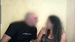 Look, Padrastro Seduces Hijastra with That Big Cock!