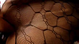 Hey, neighbor got lingerie and paid with tight anal action!