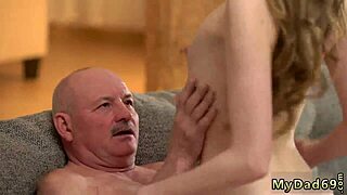 i suck that russian girl's cock