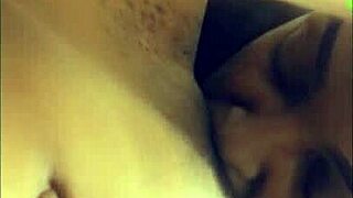 Cuban Woman Receives Oral Attention