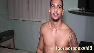 I checked into Hotel Girassol and caught hot Joyce Camargo, the actress, in action.