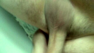 hetero guy desperately wants to fuck his ass with toys, needs help