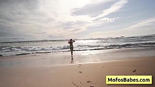 Natural Busty Blonde Hottie Sahara Skye Gives Charles Dera Wet Blowjob In Car Near Beach