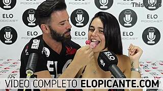 Pequitas Shows How She Likes Oral Sex