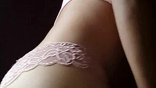 A fun way to play with my dildo in this gay video