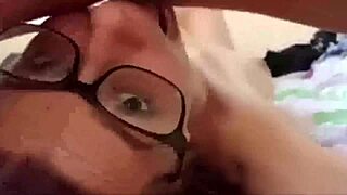 Snap slut gets anally fucked close up