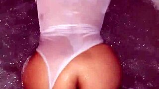 Chica Cachonda Gets Soaked After Intense Solo Play