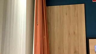 Watch blondie fesser strip and talk dirty live?