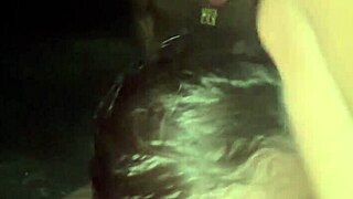 अरे, देखना चाहते हो मैं और मेरे दोस्त इस बड़ी चूची वाली इमो 18+ लड़की को गली में चोदते हैं, सब देखते और मुठ मारते हैं?