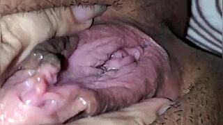 Mi coño cremoso, mira este orgasmo?