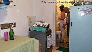 Nicole Va Na Casa Do Myke Brazil E Faz A Comida E De Sobremesa Da Cuzinho E Bucetinha Bem Gostoso Veja Tudo Que Rolo Nessa Brincadeira