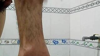 Teen Bathes Alone in Peace