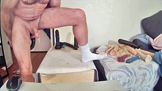 Solo Amateur Guy Exploring Himself in Private