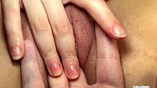 i stoped playing the game to fuck my girlfriend, she helped me cum so good