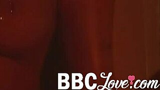 rich sex with cunning cougar maxim law in doggystyle