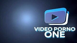 mila jay et nella, ces belles brunes se caressent et se masturbent ensemble.