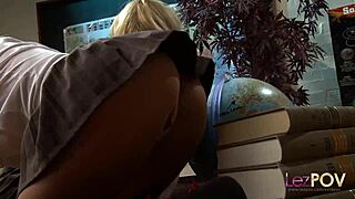 boring class turns into fast lesbian threesome