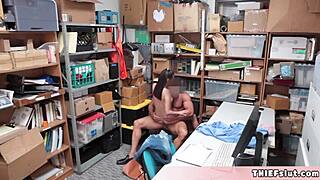 OMG, this cute teen’s pussy got wrecked by mall cop! 😱