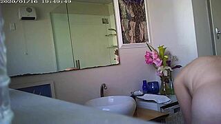 hey granny, how do you still look so tempting with those boobs?