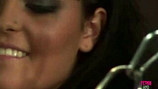 I need two strapons and a big cock to cum hard