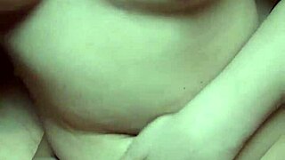 i'm inserting a 20cm dildo into my tight pussy