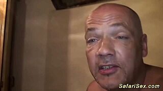 dude, safari orgy with hot african babes!